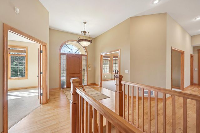 14043 Kings Court, Savage, MN 55378