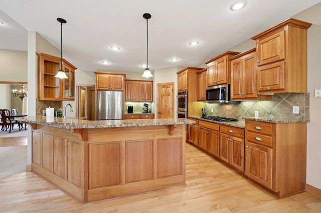 14043 Kings Court, Savage, MN 55378