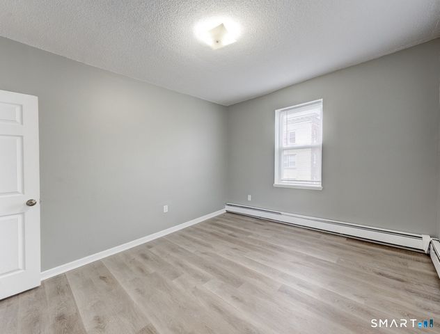 100 Broad Street 3E, New Britain, CT 06053
