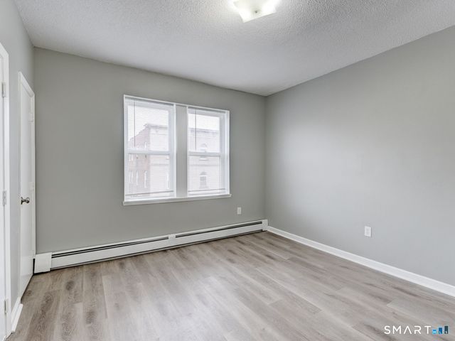 100 Broad Street 3E, New Britain, CT 06053