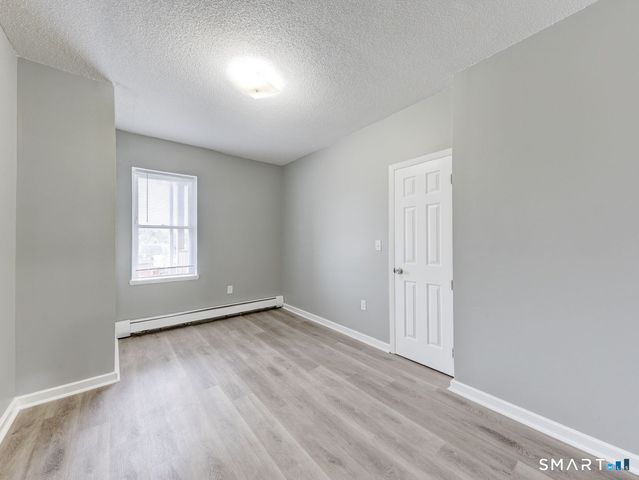 100 Broad Street 3E, New Britain, CT 06053