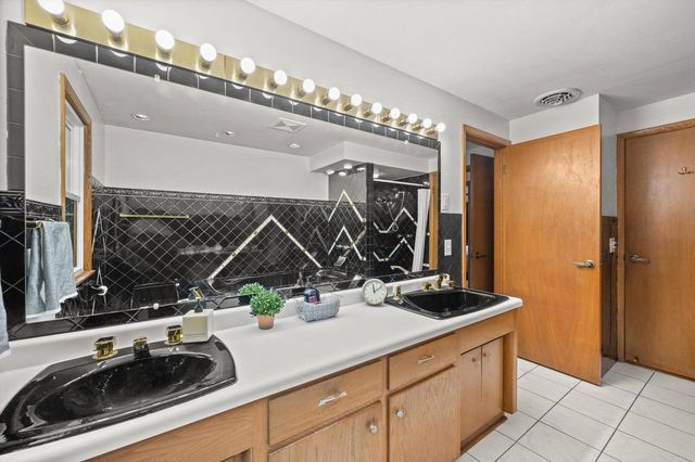 12130 W Chambers STREET, Wauwatosa, WI 53222