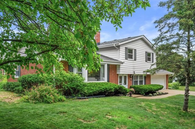 12130 W Chambers STREET, Wauwatosa, WI 53222