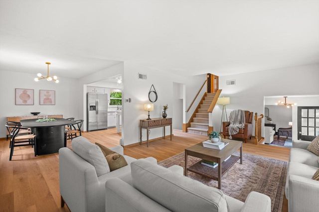 12130 W Chambers STREET, Wauwatosa, WI 53222