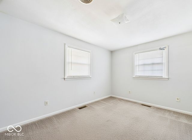 3180 S 200 E, Anderson, IN 46017