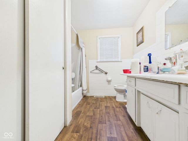 3180 S 200 E, Anderson, IN 46017