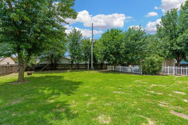 517 E Brownie, Rose Hill, KS 67133