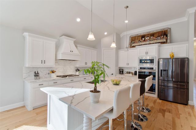 1930 Muncie Avenue, Dallas, TX 75212