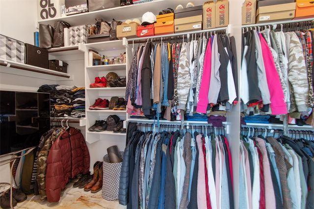 1930 Muncie Avenue, Dallas, TX 75212