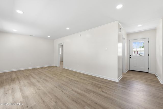 317 Kim Drive, Lafayette, LA 70503