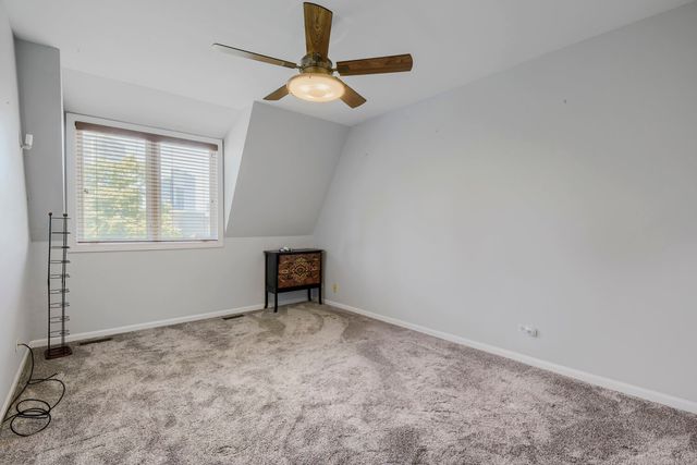 481 N Clinton Street, Chicago, IL 60654
