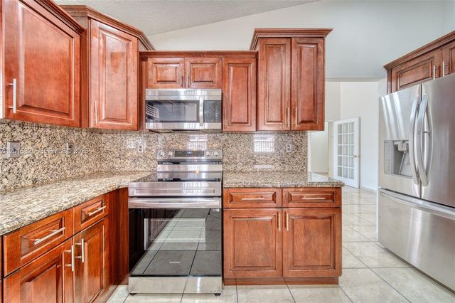 1991 SW 139th Ave -, Miami, FL 33175