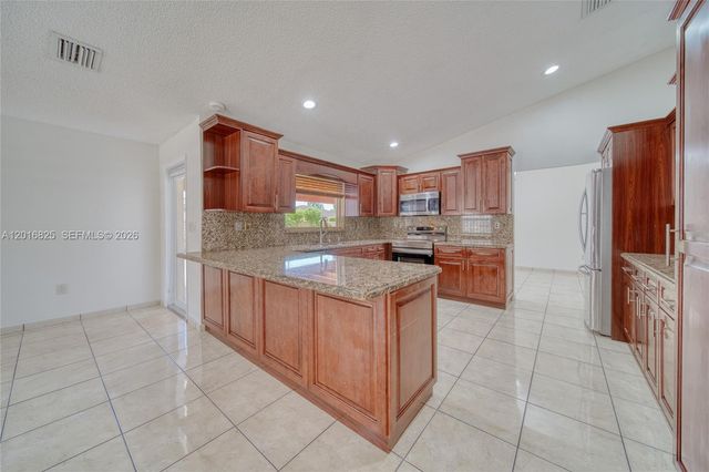 1991 SW 139th Ave -, Miami, FL 33175