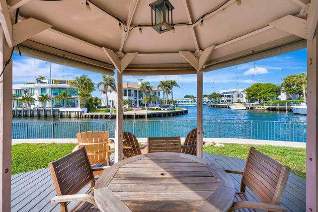 4204 Tranquility Drive, Highland Beach, FL 33487