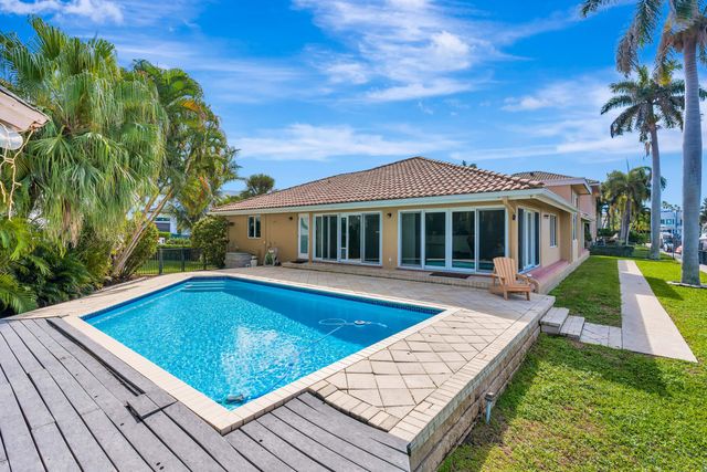 4204 Tranquility Drive, Highland Beach, FL 33487