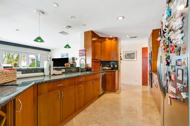 4204 Tranquility Drive, Highland Beach, FL 33487
