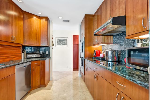 4204 Tranquility Drive, Highland Beach, FL 33487