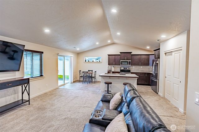 4240 W Bufflehead blvd, Moses Lake, WA 98837
