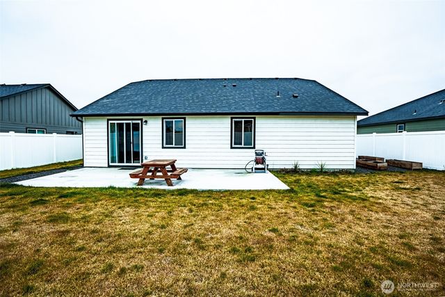 4240 W Bufflehead blvd, Moses Lake, WA 98837