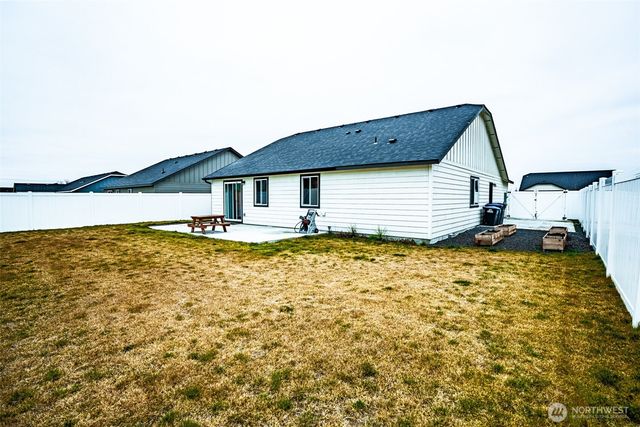 4240 W Bufflehead blvd, Moses Lake, WA 98837