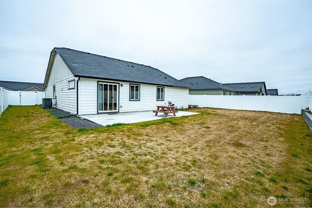 4240 W Bufflehead blvd, Moses Lake, WA 98837