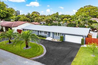 2625 NE 27th Way, Fort Lauderdale, FL 33306