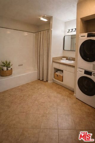 1265 Kendall Drive 6I5, San Bernardino, CA 92407