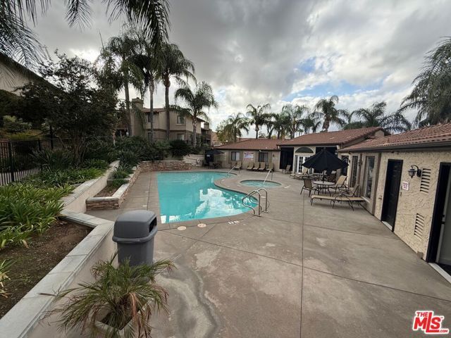 1265 Kendall Drive 6I5, San Bernardino, CA 92407