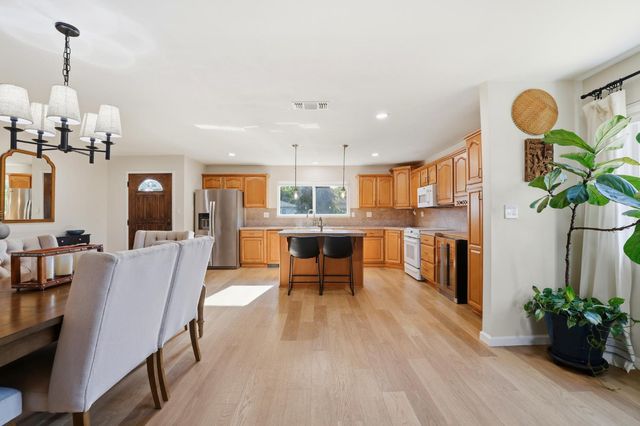 5295 Baumgart way, Carmichael, CA 95608