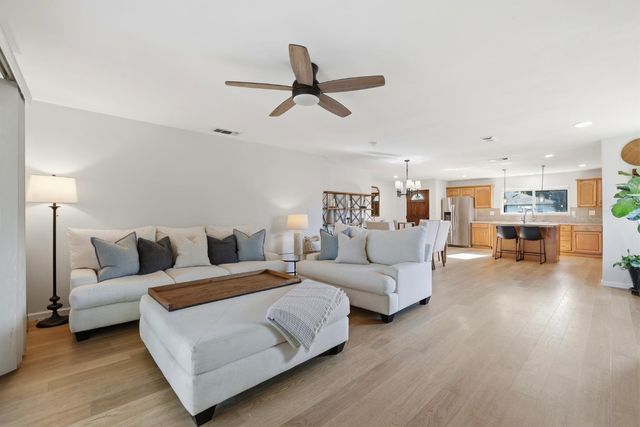 5295 Baumgart way, Carmichael, CA 95608