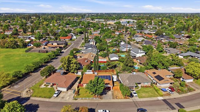 5295 Baumgart way, Carmichael, CA 95608