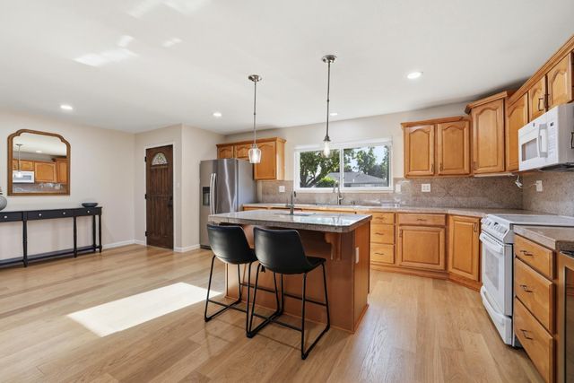 5295 Baumgart way, Carmichael, CA 95608