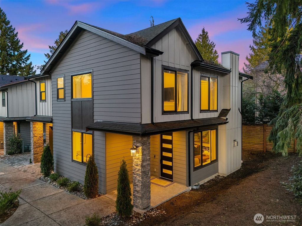 10931 NE 133rd Street, Kirkland, WA 98034