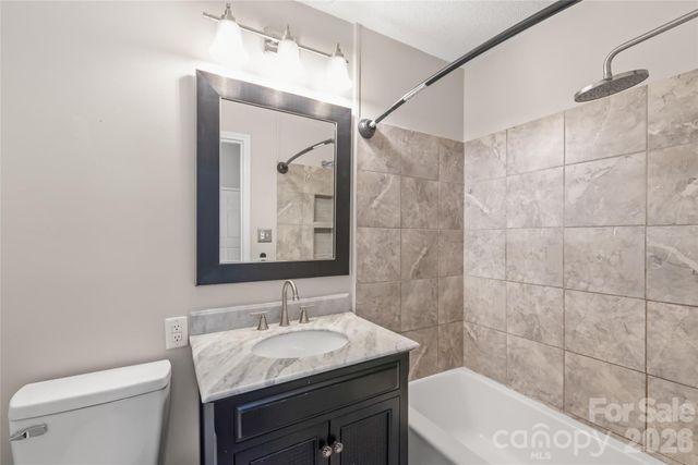 200 Park Avenue, Mount Holly, NC 28120
