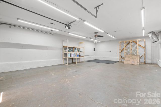 200 Park Avenue, Mount Holly, NC 28120