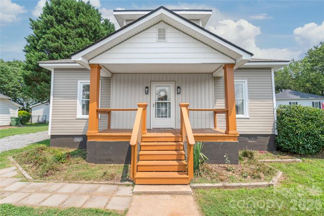 200 Park Avenue, Mount Holly, NC 28120