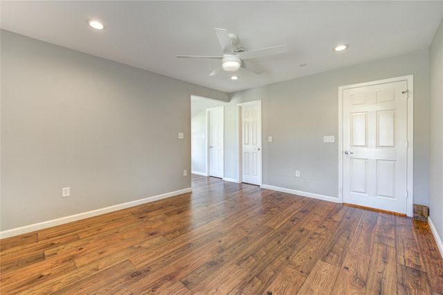 6910 S Mallard Drive, Fulshear, TX 77441