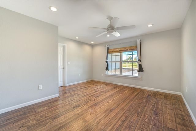 6910 S Mallard Drive, Fulshear, TX 77441