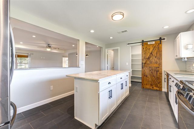 6910 S Mallard Drive, Fulshear, TX 77441