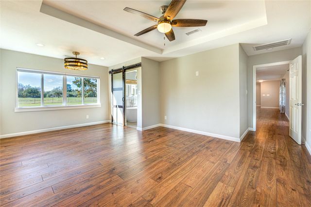 6910 S Mallard Drive, Fulshear, TX 77441