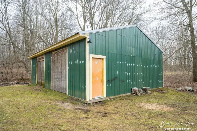 5856 Kiddville Road, Orleans Twp, MI 48809