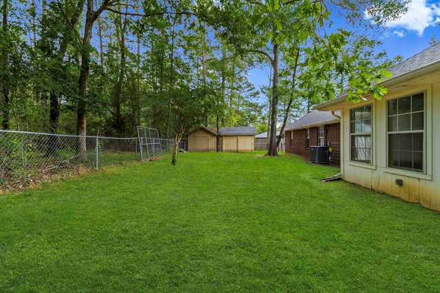 216 N Lake Drive, Livingston, TX 77351