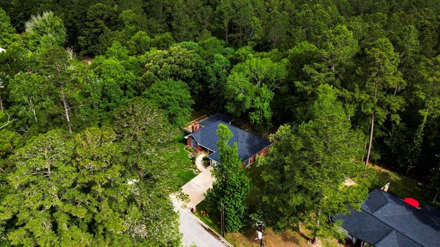 216 N Lake Drive, Livingston, TX 77351