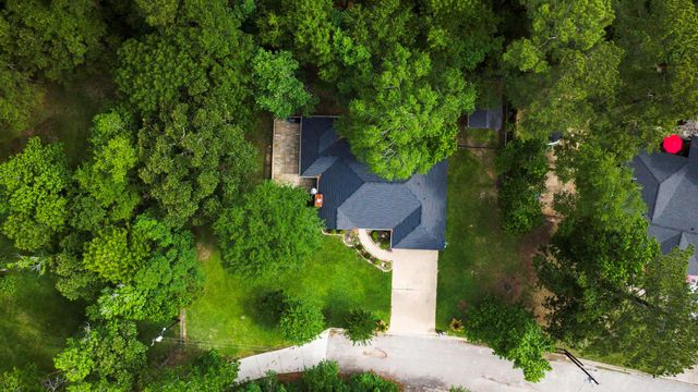 216 N Lake Drive, Livingston, TX 77351