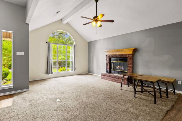 216 N Lake Drive, Livingston, TX 77351