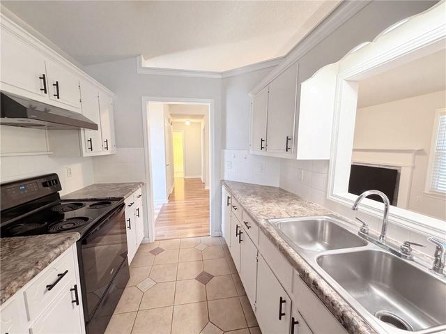 2409 Morning Dew Place, Lawrenceville, GA 30044