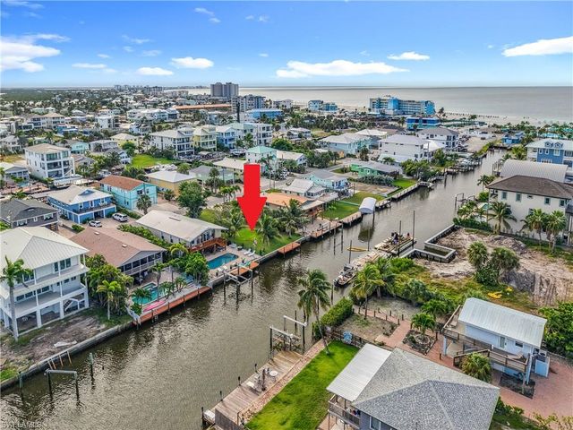 219 Primo DR, Fort Myers Beach, FL 33931