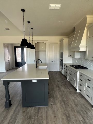 1604 N Mason, Bowie, TX 76230