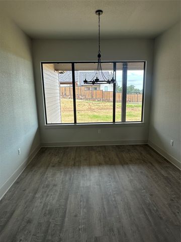 1604 N Mason, Bowie, TX 76230