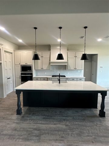 1604 N Mason, Bowie, TX 76230